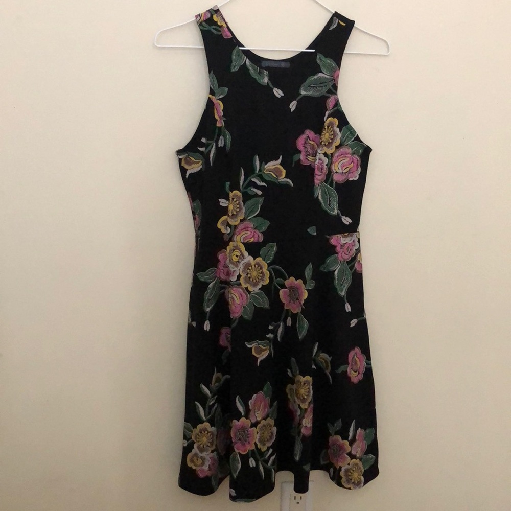 Soprano medium black flower print dress